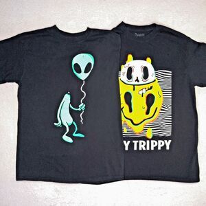 Spencer's Novelty Graphic Tee Bundle Alien Trippy 100% Cotton 2 Shirt Lot Medium